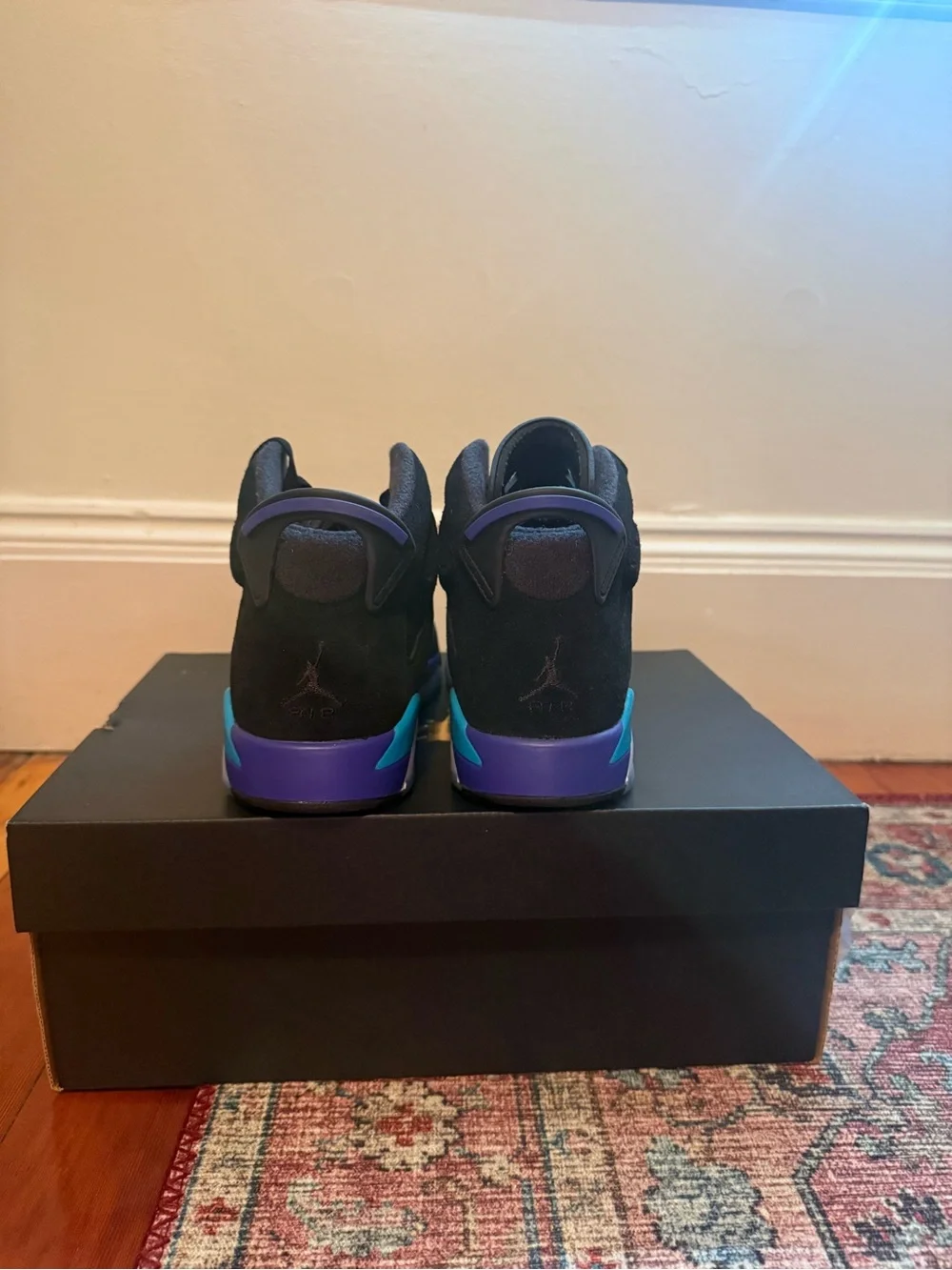 Air Jordan 6 Retro Aqua GS 5Y – Like New + Original Box